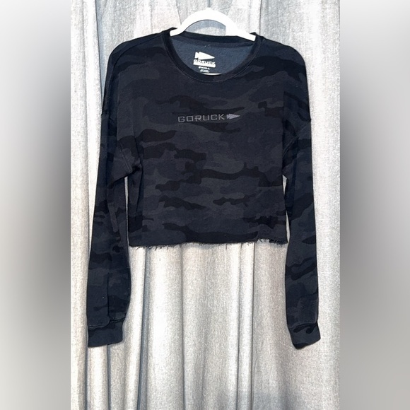 GORUCK BLK Camo Crop WMN Long Sleeve Sweatshirt Cotton Polyester 2400-01H (EUC) - Picture 4 of 7